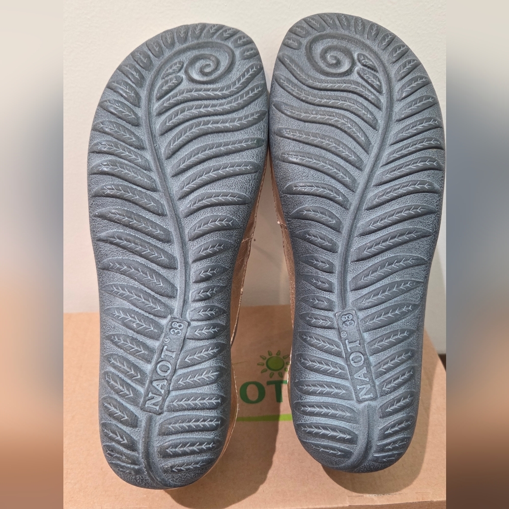 Women's Naot Kumara Shoes Size, 38 (7) - Picture 3 of 16